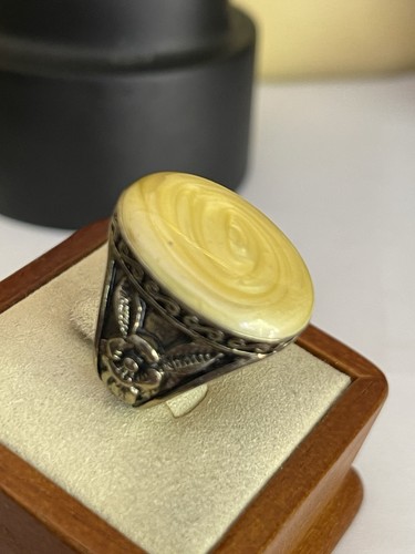 Gold tone yellow - gold, swirl