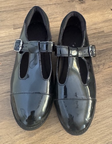 Size girls school shoes - school,