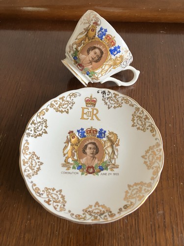 Queen elizabeth coronation - elizabeth, ii