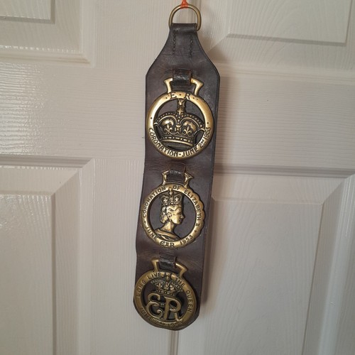 Brass horse brasses lot - brass,