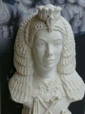 CLEOPATRA Plaster Bust Famous
