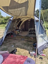 9 Man Tent With Carpet