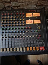 Tascam M-208 Audio Mixer 8 4