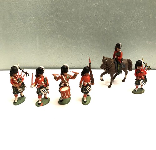Britain herald models - britain's,