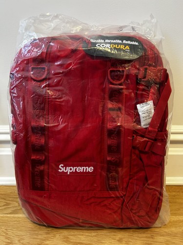 New supreme backpack rare - new, dark