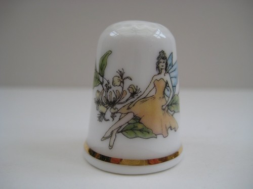 Vintage porcelain thimble
