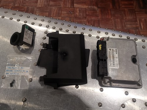 Vauxhall vectra engine ecu - vauxhall,