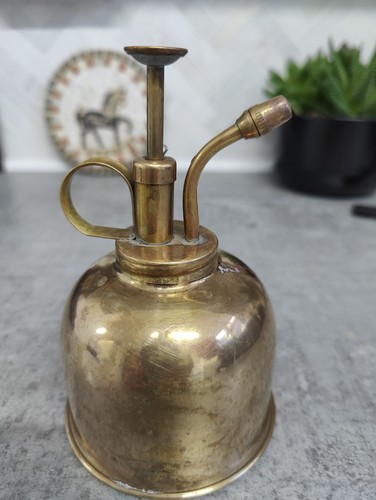 Vintage brass hong kong 555 - brass,