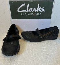 Clarks Flat Leather Shoes Size