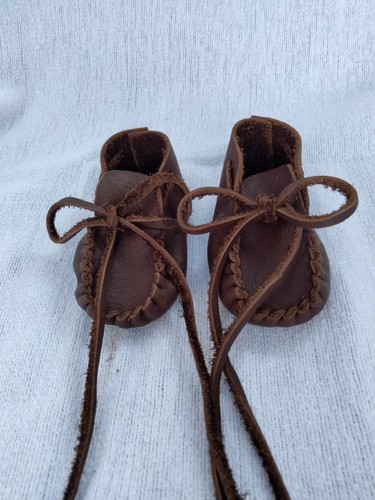 Deerskin baby moccasins brown - deerskin,