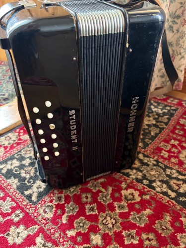 Hohner student accordion - hohner,