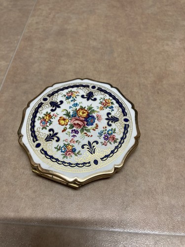 Vintage stratton compact - vintage,