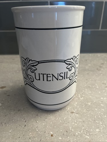 Hornsea pottery acanthus - hornsea,