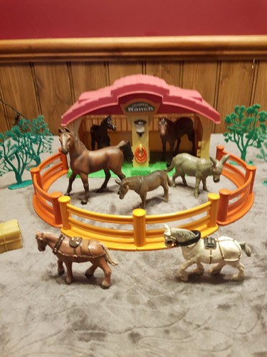 Toy ranch stable bundle with - stable,