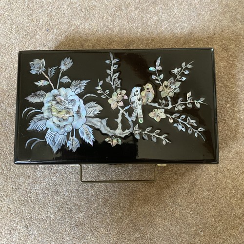 Vintage asian mother pearl - of,