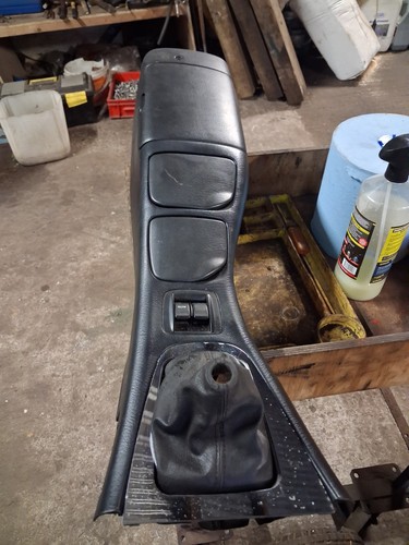 Mx5 mk2 centre console and - ,