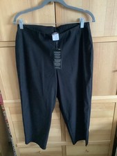 Kim & Co Ponte Pull On Cropped