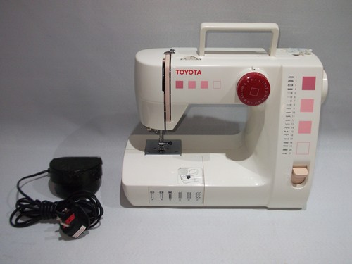 Toyota sewing machine - machine, rs2000