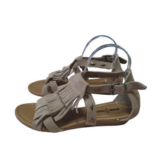 Minnetonka Women's 8 Taupe