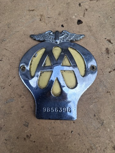 Old vintage badge 9b56396 - old,