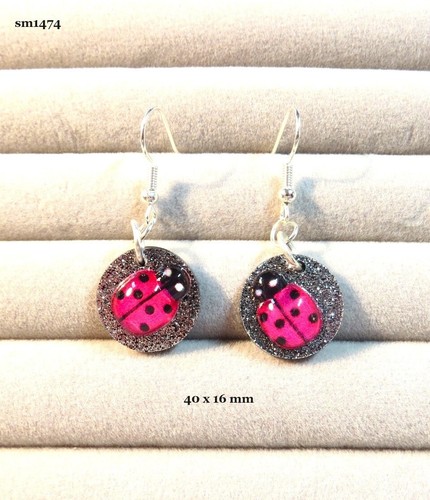Bright pink ladybird - bright, acrylic