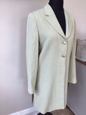 Gold by Michael H Pale Tea