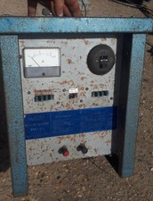  Old Davenset G1A 6 - 24V battery charger 1960s suit classic car bike tractor 