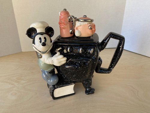 Cardew ltd edition disney - cardew, ltd.