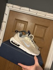 Nike Trainers Size 5 Good Condition Beige And White