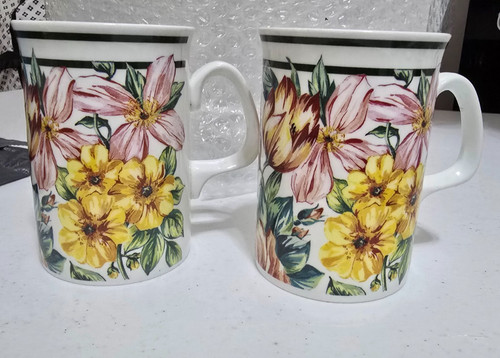 Pair vintage royal - pair,