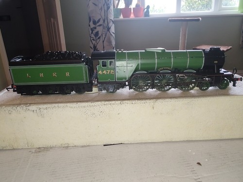 Hornby lner 4472 flying - lner,