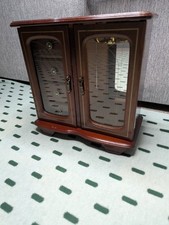Vintage wooden jewellery - wooden,