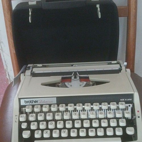 Brother deluxe 800 desktop - 800,