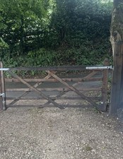 106 inch 8ft 8in  5 Bar Wooden Braced Farm Field Entrance Pathway Gate