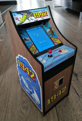 New wave toys replicade - new, 1942