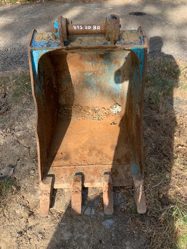 65cm toothed excavator bucket - 65cm,