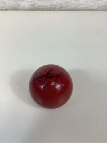Dennis taylor red snooker ball - snooker,
