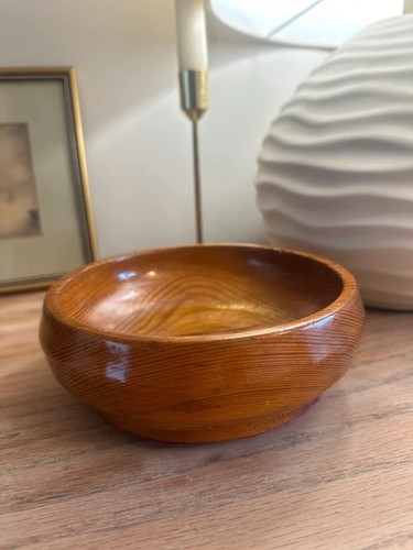 Vintage turned wooden - wooden, mid