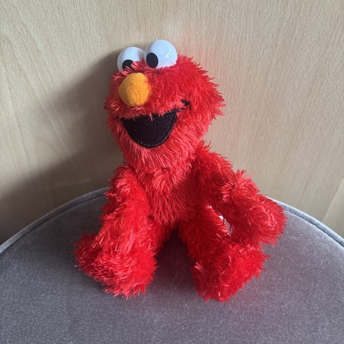 Elmo from sesame street - elmo, size
