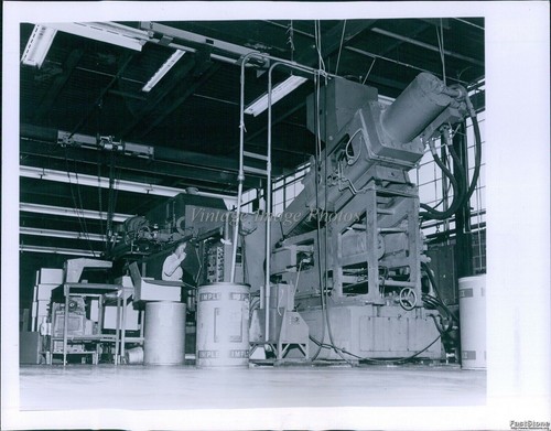 1962 large plastic injection - 1962,