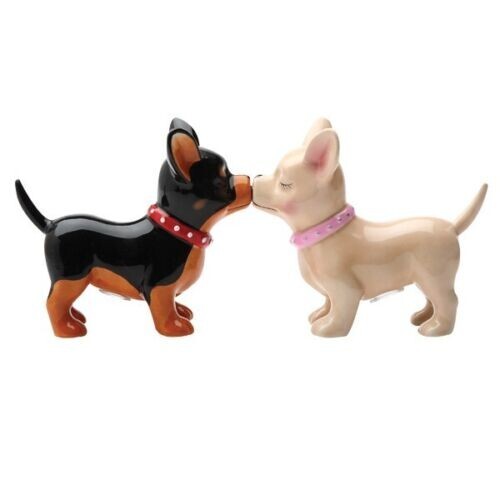 Pucker pups kissing - pucker, up