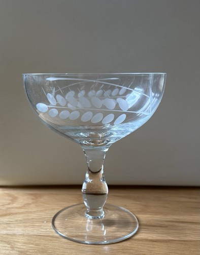 Vintage etched champagne - 10,