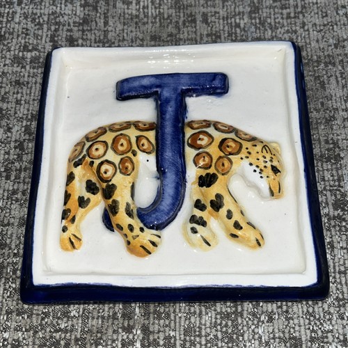 Handmade animal relief - handmade, 4”