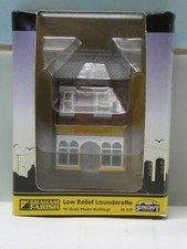 Scenecraft Bachmann Farish N Gauge Low Relief Soapy Suds Laundrette 42-229