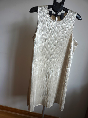 Gold metallic pleated - metallic,