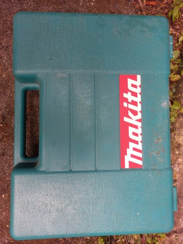 Makita 6210 drill - makita, box