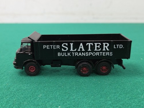 Base toys peter slater - base-toys,