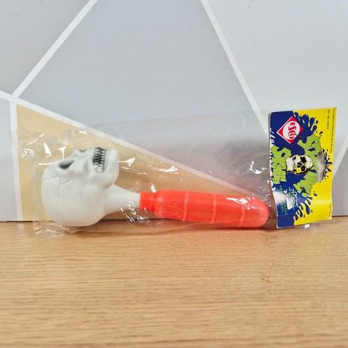 Vintage skull halloween water - skull,
