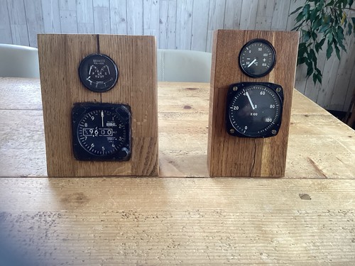 Vintage aircraft instruments - instruments, /