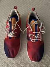 Size 11 - Nike Roshe Run Tie